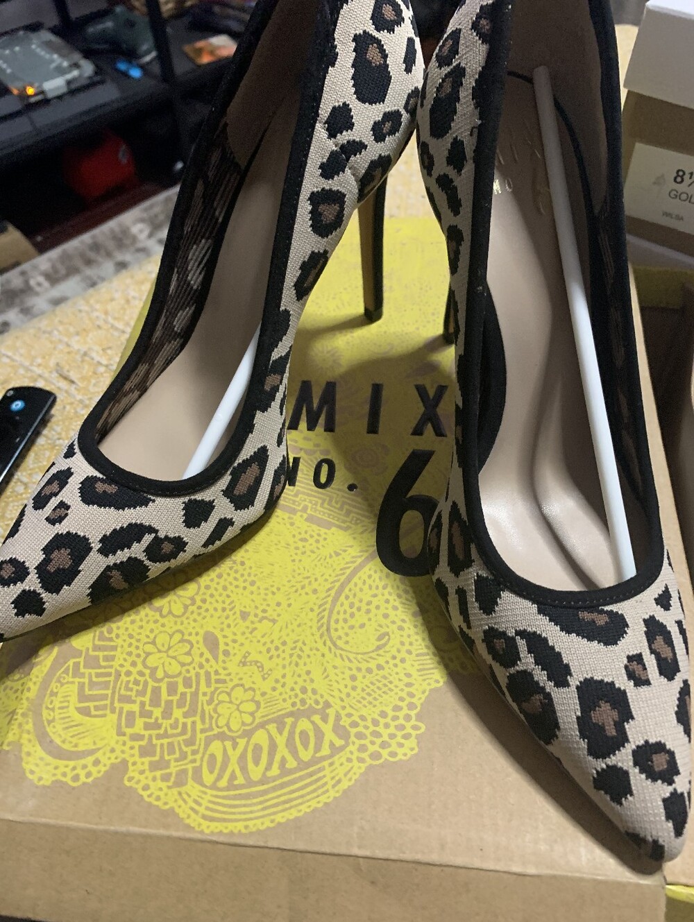 Leopard Print Pointed Toe Stiletto Pumps - Beige/Black